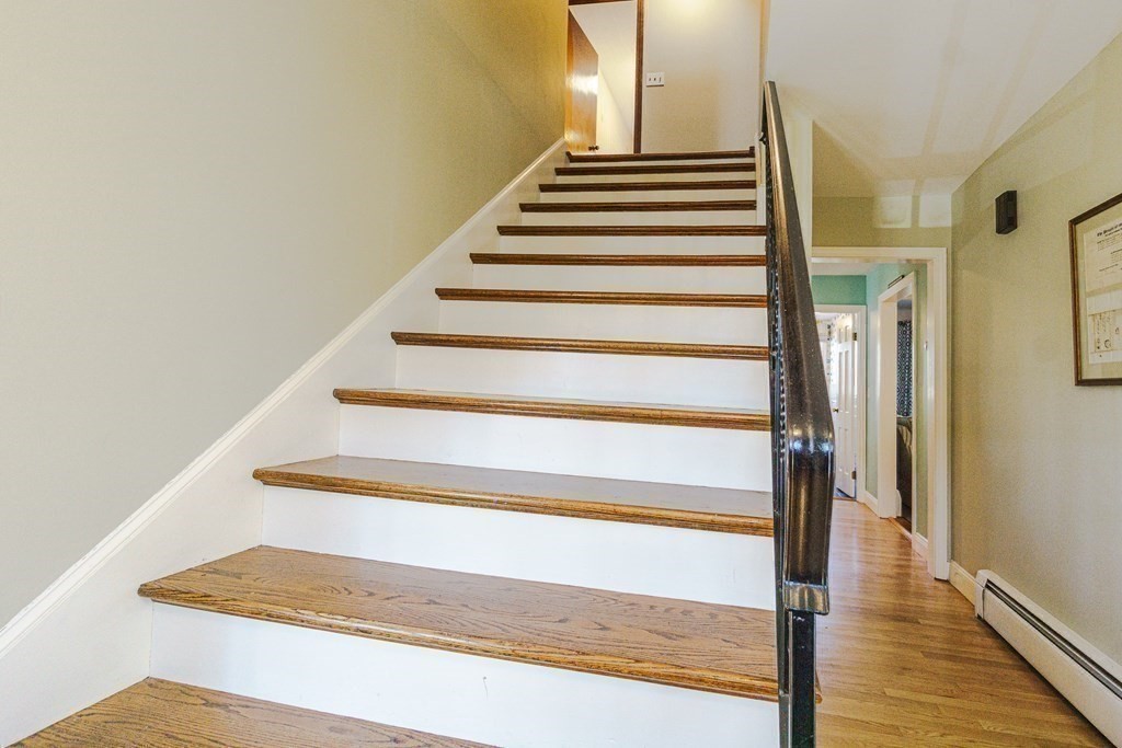 35 Cedar Street Marblehead, MA 01945 - Photo 16 of 39 Gallery Image 16