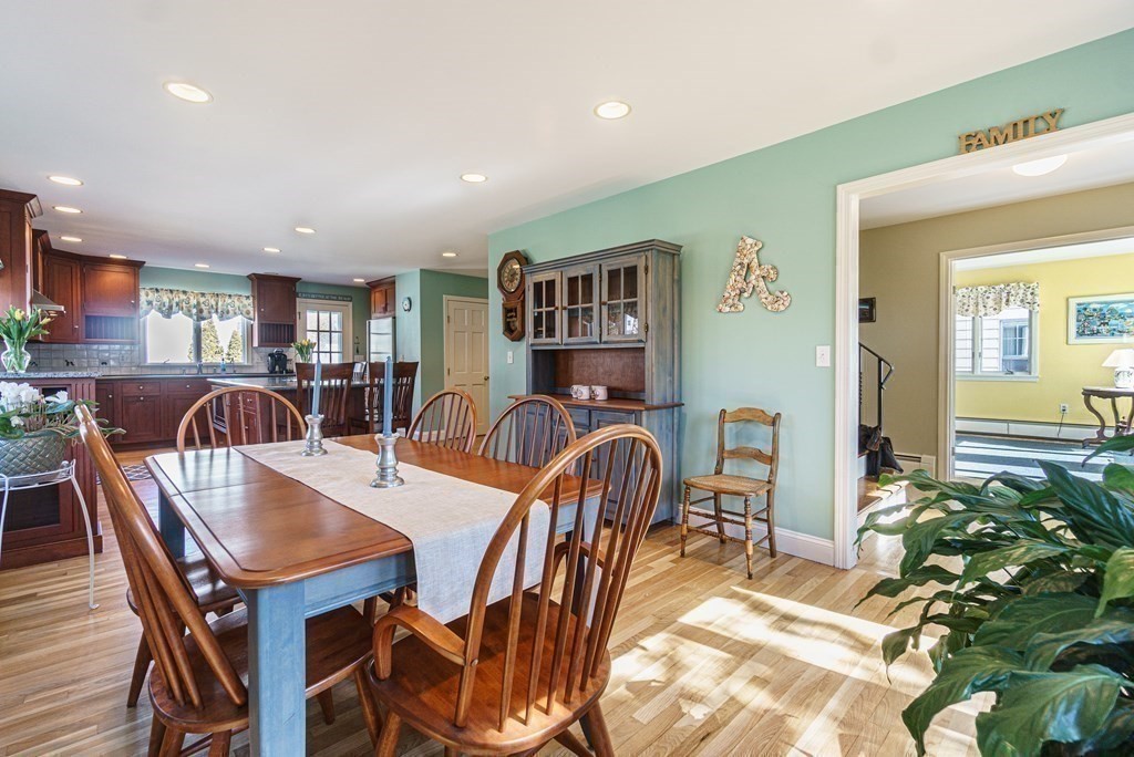 35 Cedar Street Marblehead, MA 01945 - Photo 20 of 39 Gallery Image 20