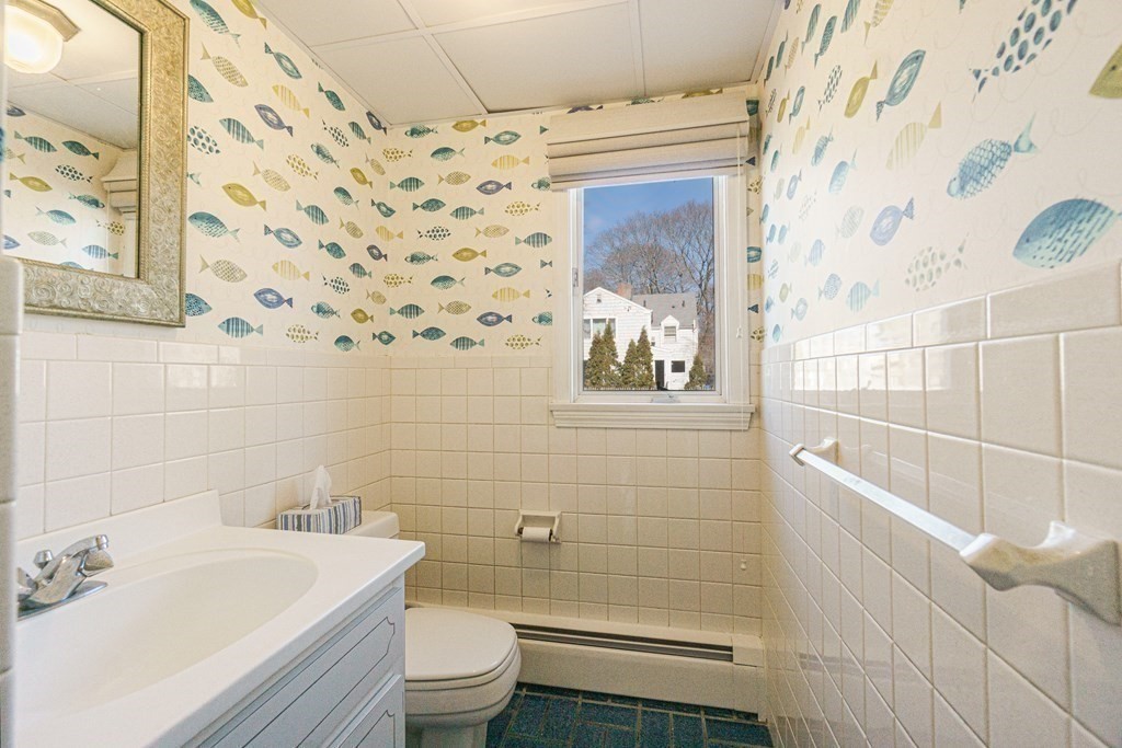 35 Cedar Street Marblehead, MA 01945 - Photo 25 of 39 Gallery Image 25