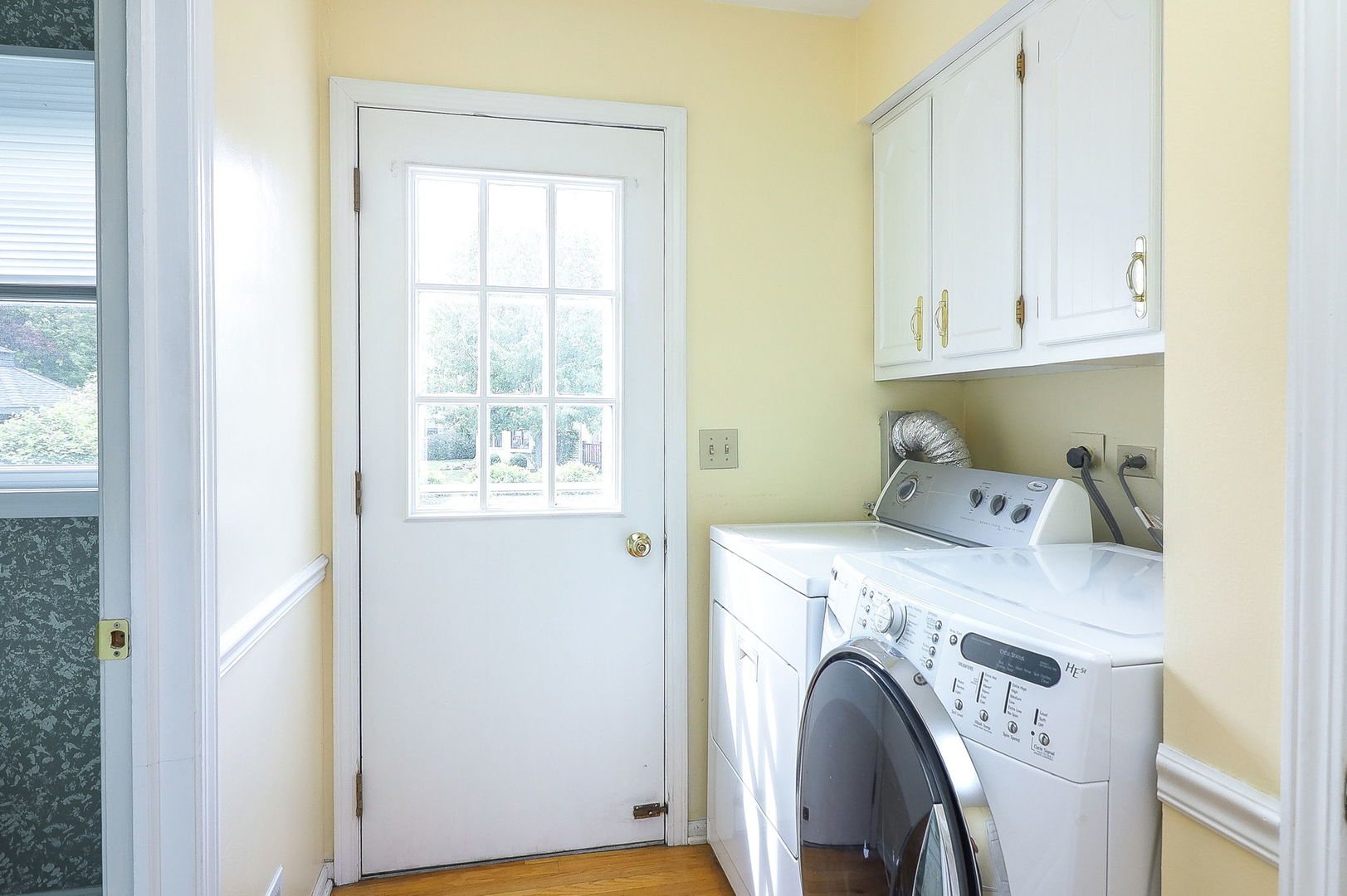 423 Warwick Drive Naperville, IL 60565 - Photo 17 of 31