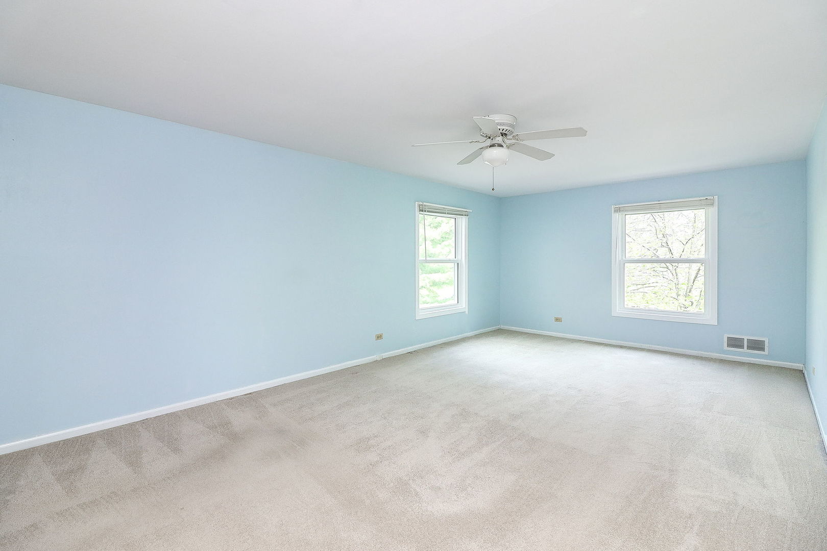 423 Warwick Drive Naperville, IL 60565 - Photo 21 of 31