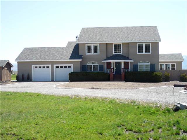 7525 Beckwourth Calpine Road Beckwourth, CA 96129 - Photo 1 of 14 Gallery Image 1