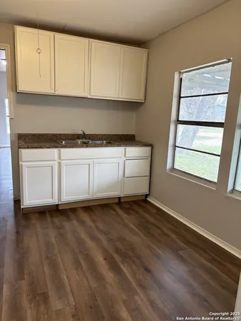$875 | 5534 San Fernando Street, Unit 2, San Antonio, TX 78237