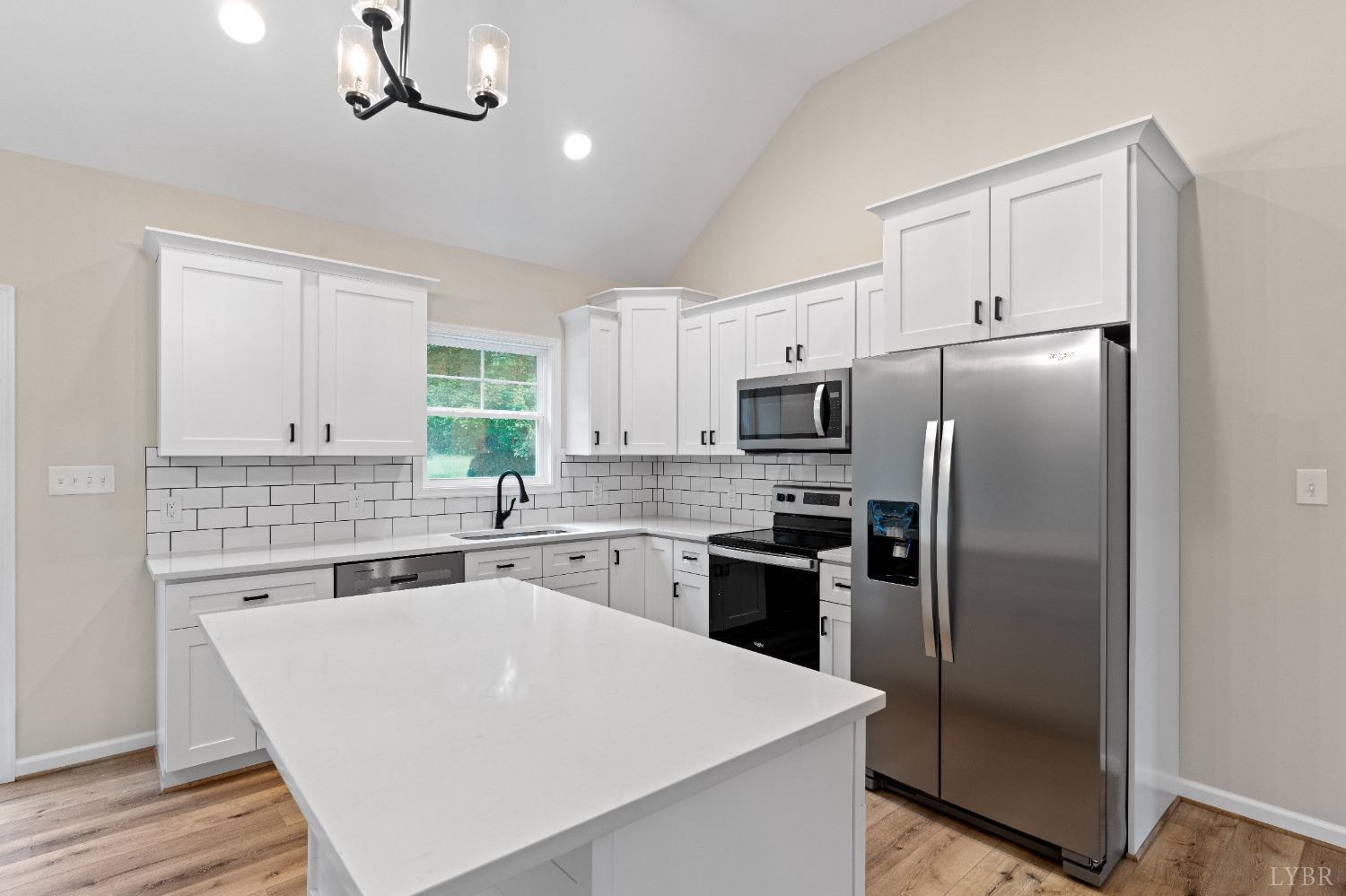 209 Charldon Road Lynchburg, VA 24501 - Photo 21 of 38 Gallery Image 21