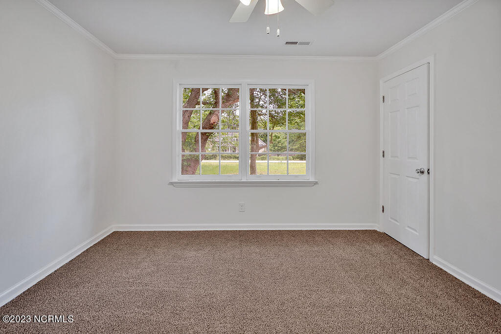 7014 Masonboro Sound Road Wilmington, NC 28409 - Photo 25 of 46 7014MasonboroSoundRd-33