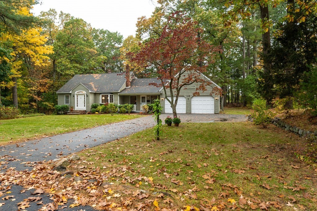135 Abbot Street Andover, MA 01810 - Photo 1 of 42