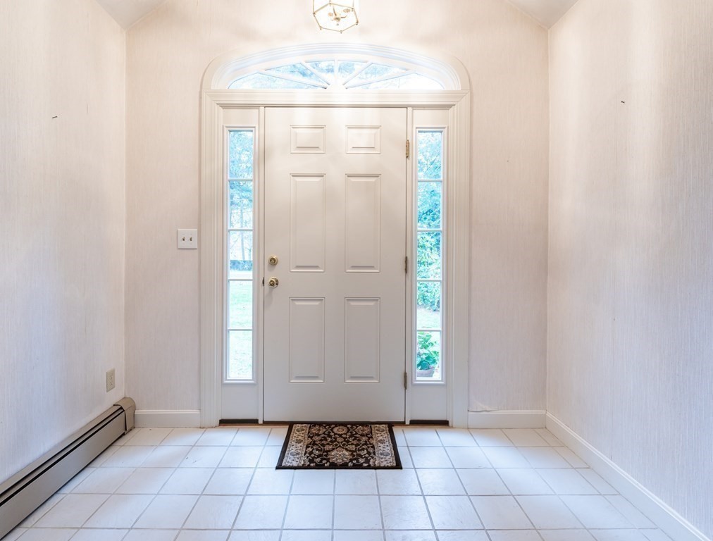 135 Abbot Street Andover, MA 01810 - Photo 12 of 42