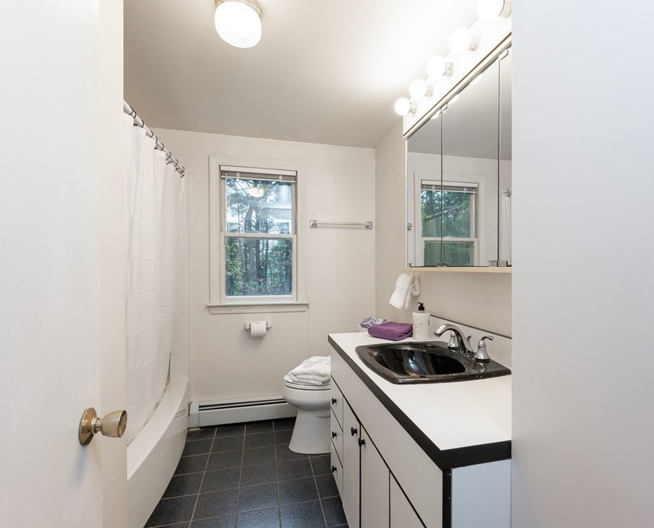135 Abbot Street Andover, MA 01810 - Photo 16 of 42