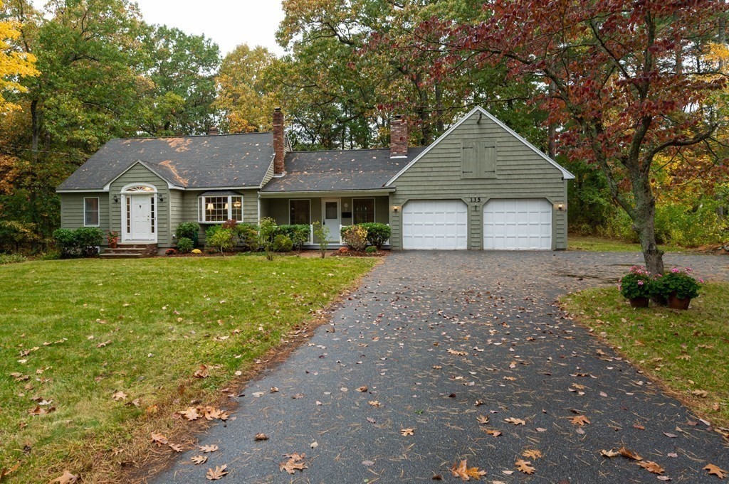 135 Abbot Street Andover, MA 01810 - Photo 2 of 42