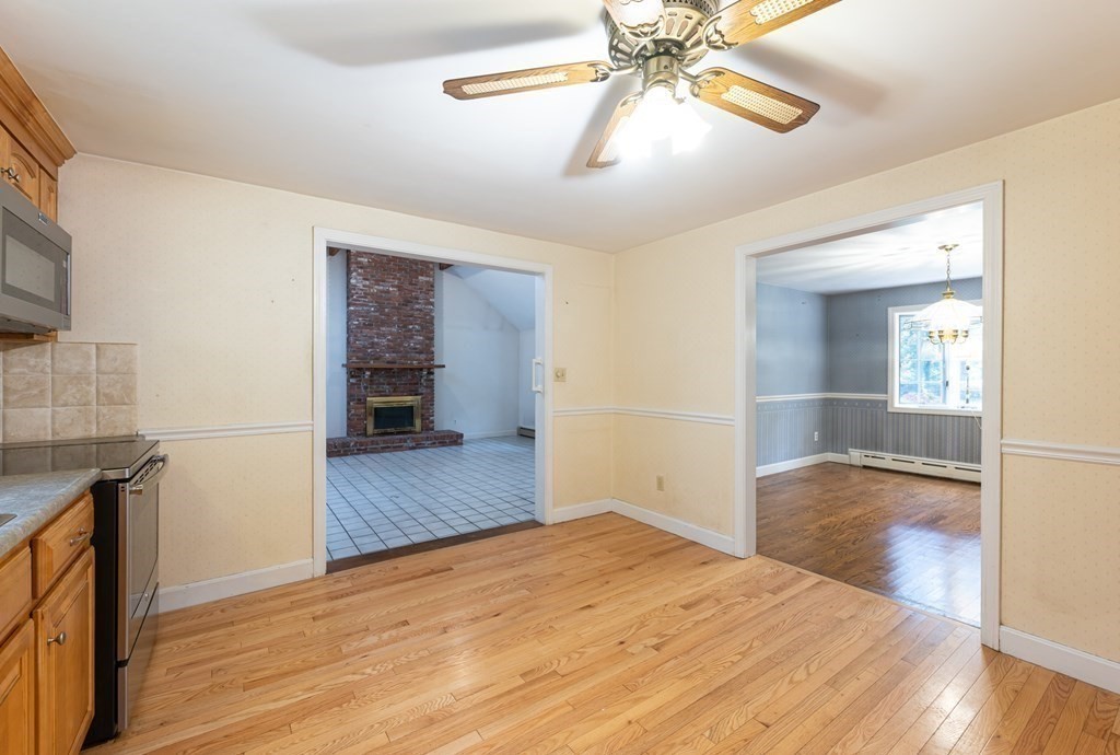 135 Abbot Street Andover, MA 01810 - Photo 25 of 42