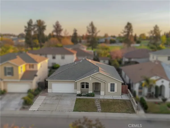 $430,000 | 7411 Louise Avenue, Winton, CA 95388
