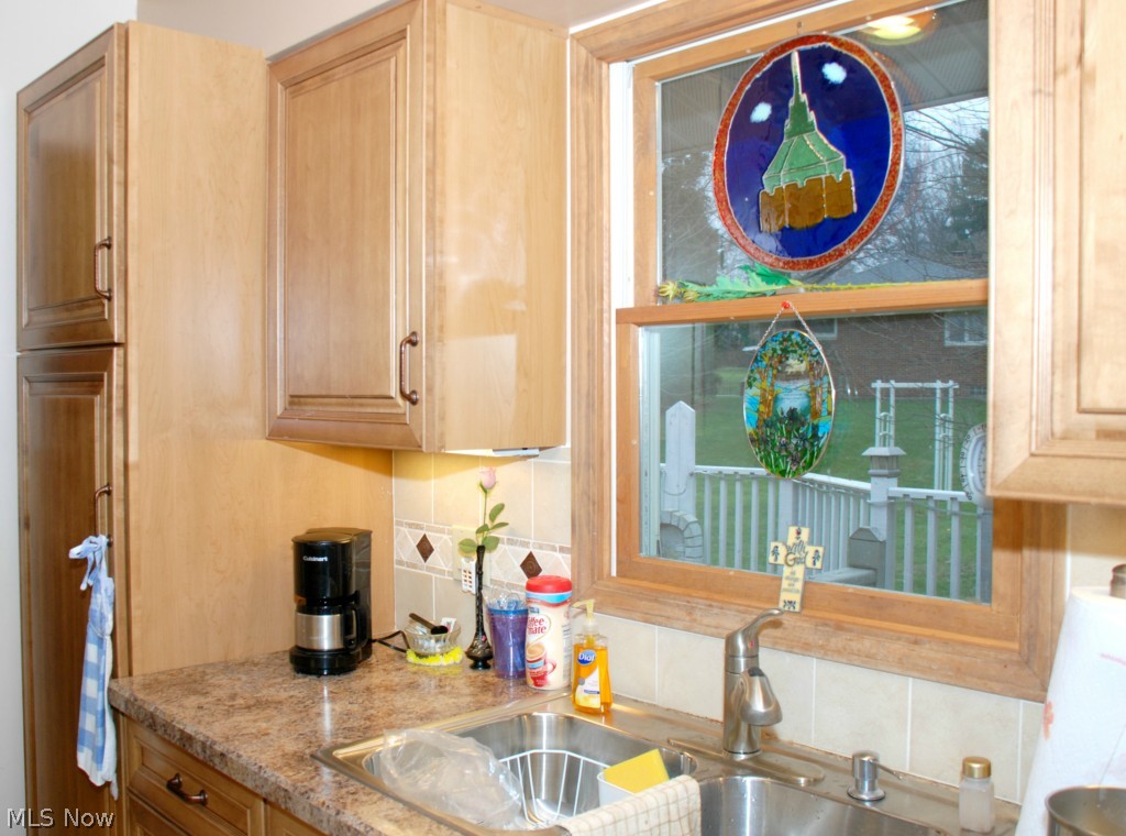 3255 Bancroft Road Akron, OH 44333 - Photo 10 of 20 Gallery Image 10
