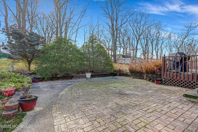 $664,900 | 21 Meadowbrook Drive, Howell, NJ 07731