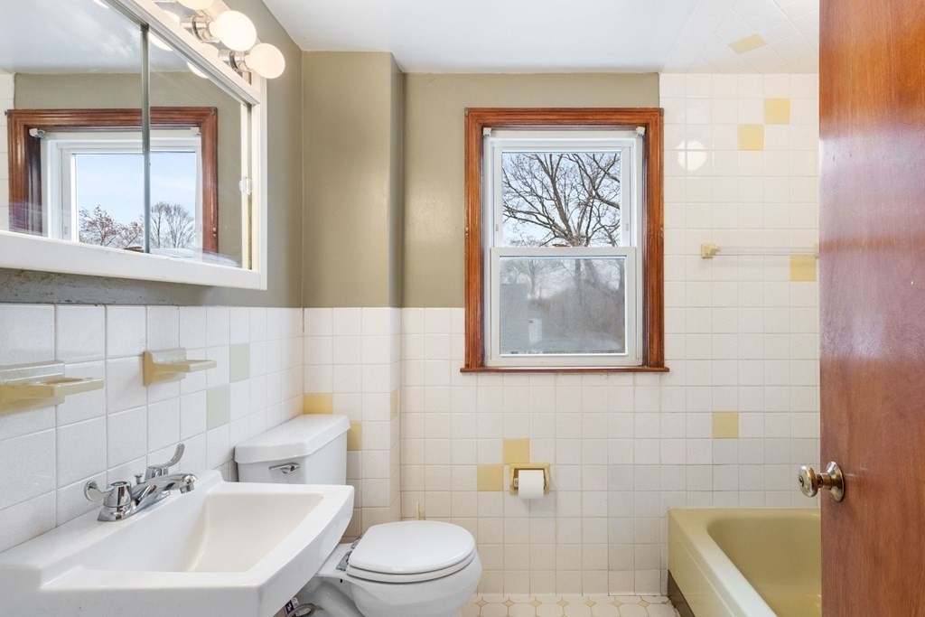 159 Fairbanks Road Dedham, MA 02026 - Photo 12 of 16 Gallery Image 12