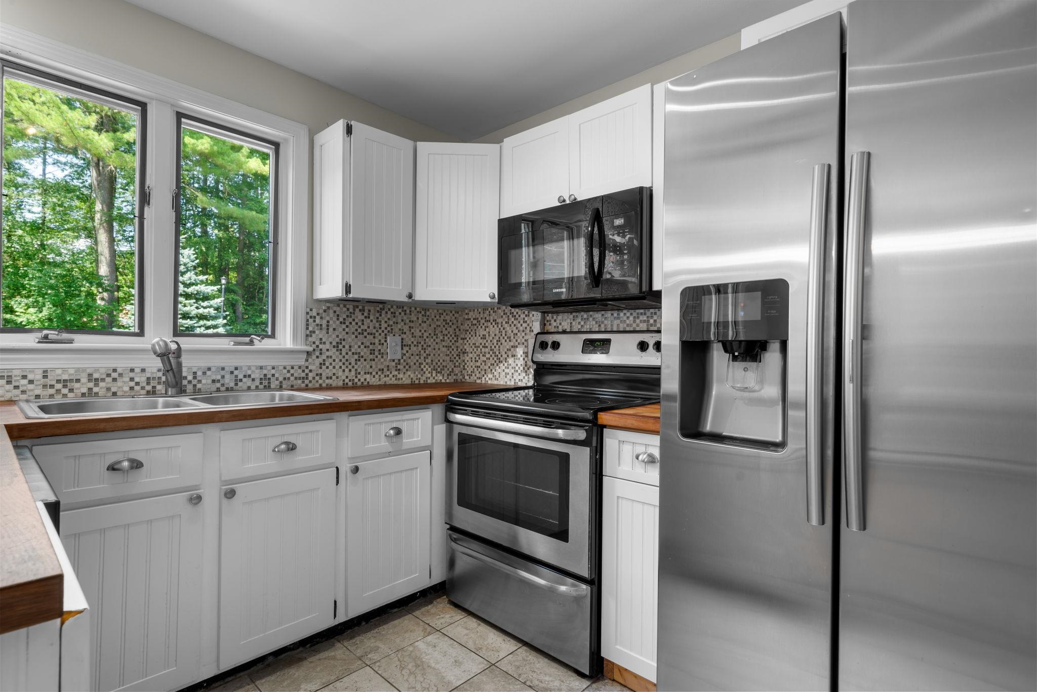 83 Bellamy Woods Dover, NH 03820 - Photo 15 of 45