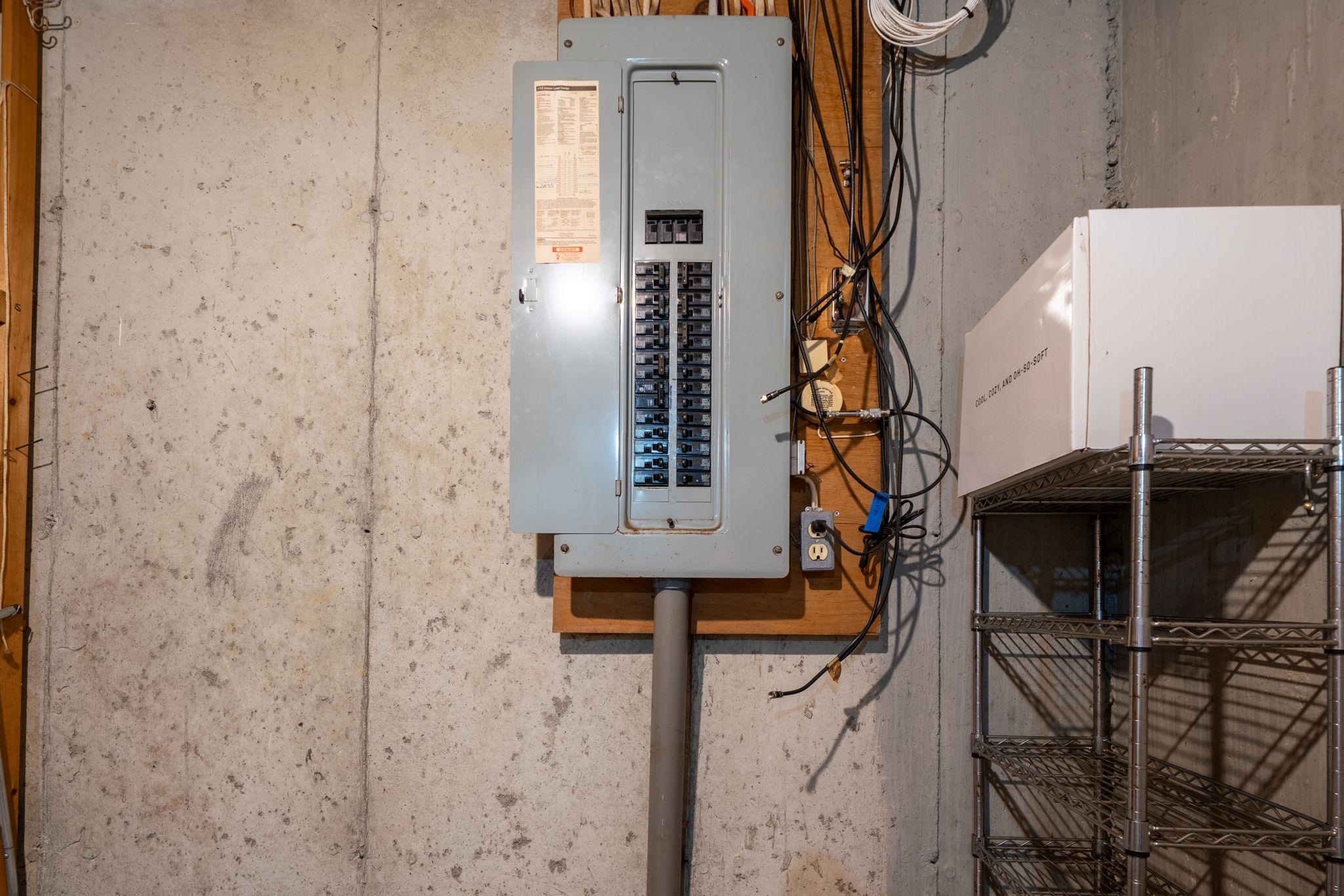 83 Bellamy Woods Dover, NH 03820 - Photo 40 of 45