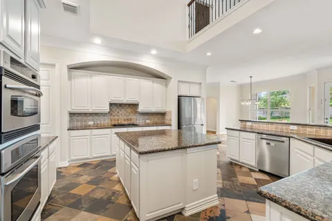 $949,000 | 830 Lake Grayson Drive, Katy, TX 77494