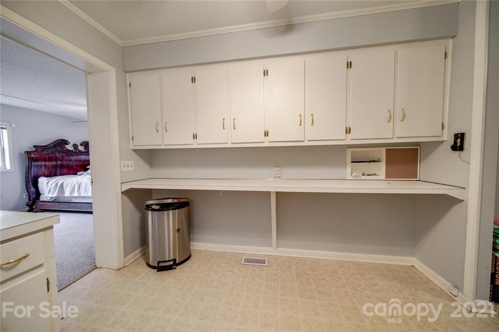 20808 Converse Road Albemarle, NC 28001 - Photo 11 of 29 Gallery Image 11