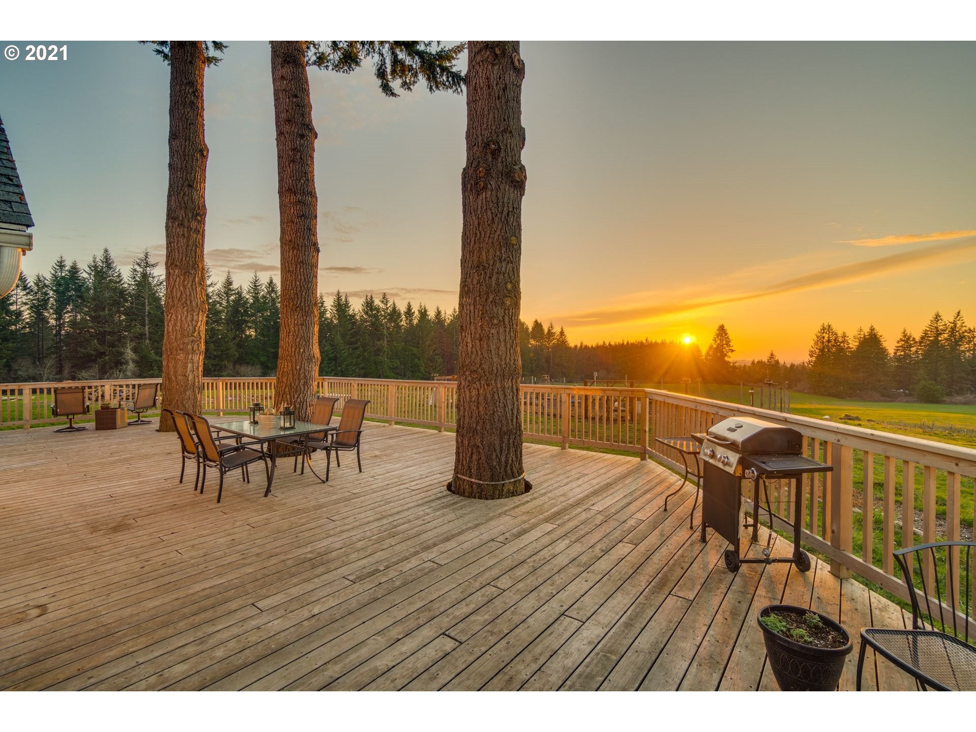 22422 South Schieffer Road Colton, OR 97017 - Photo 31 of 32 a view of outdoor space with seating area