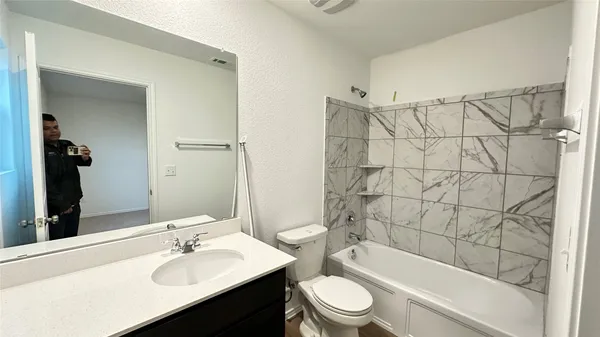 $2,499 | 221 Carmello, Kyle, TX 78640