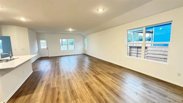 $2,499 | 221 Carmello, Kyle, TX 78640