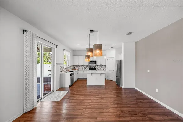 $379,000 | 2813 Shelburne Way, St. Cloud, FL 34772