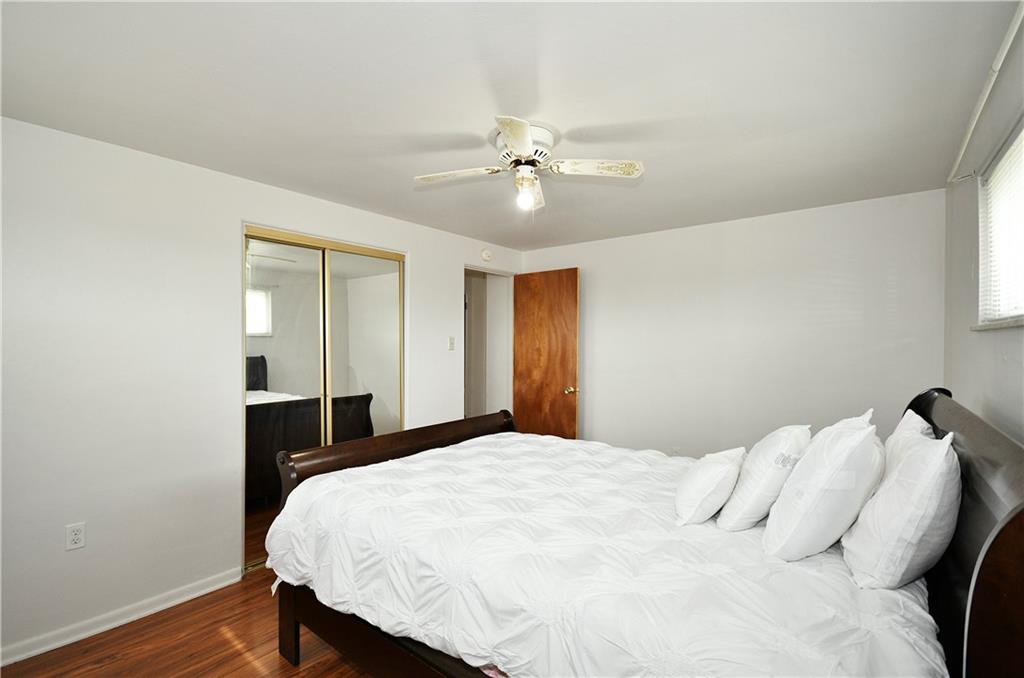 1714 Hollyrood Road Pittsburgh, PA 15227 - Photo 12 of 27 Gallery Image 12