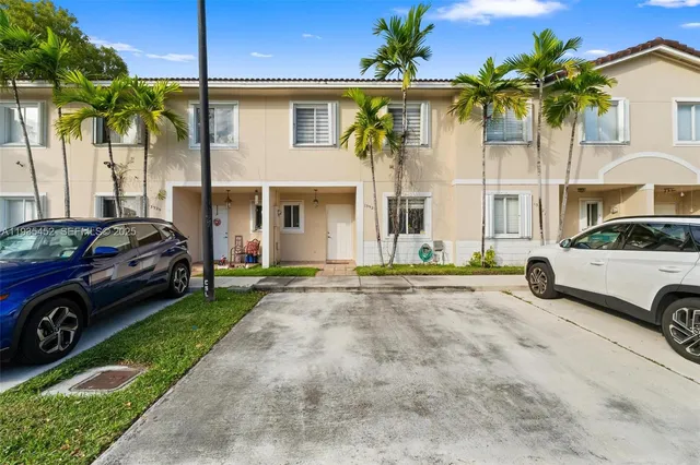 $2,600 | 13925 Southwest 175th Terrace, Miami, FL 33177
