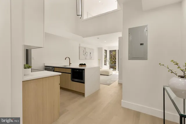 $570,000 | 3923 14th Street Northwest, Unit 5, Washington, DC 20011