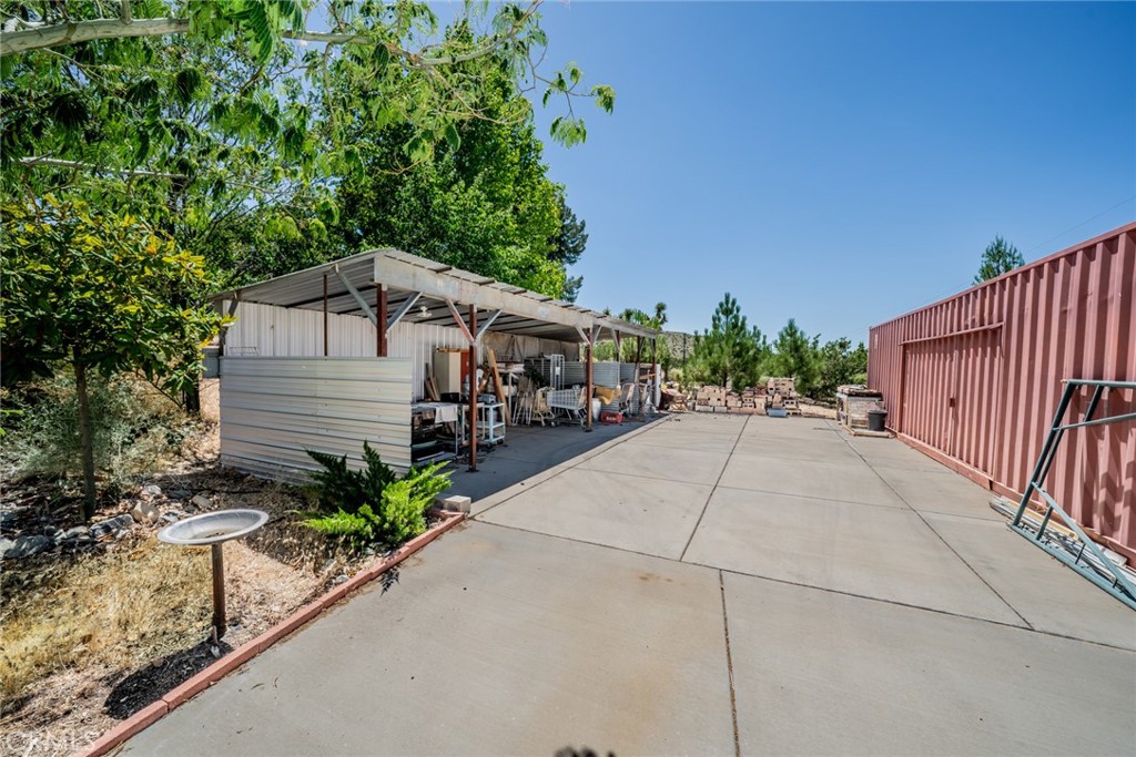 9224 Ponderosa Road Pinon Hills, CA 92372 - Photo 41 of 53