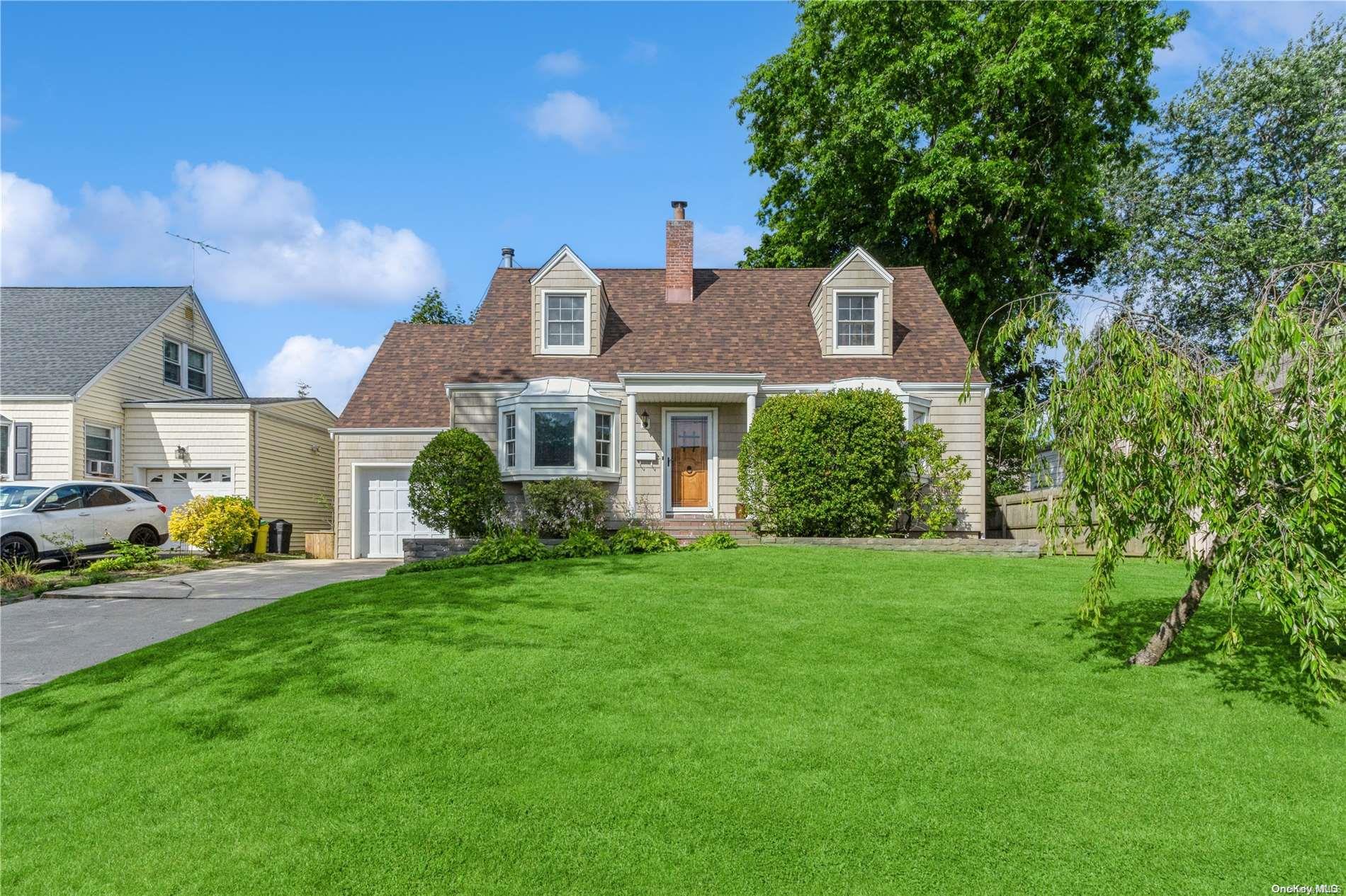 48 Avon Road Hewlett, NY 11557 - Photo 1 of 1 Front