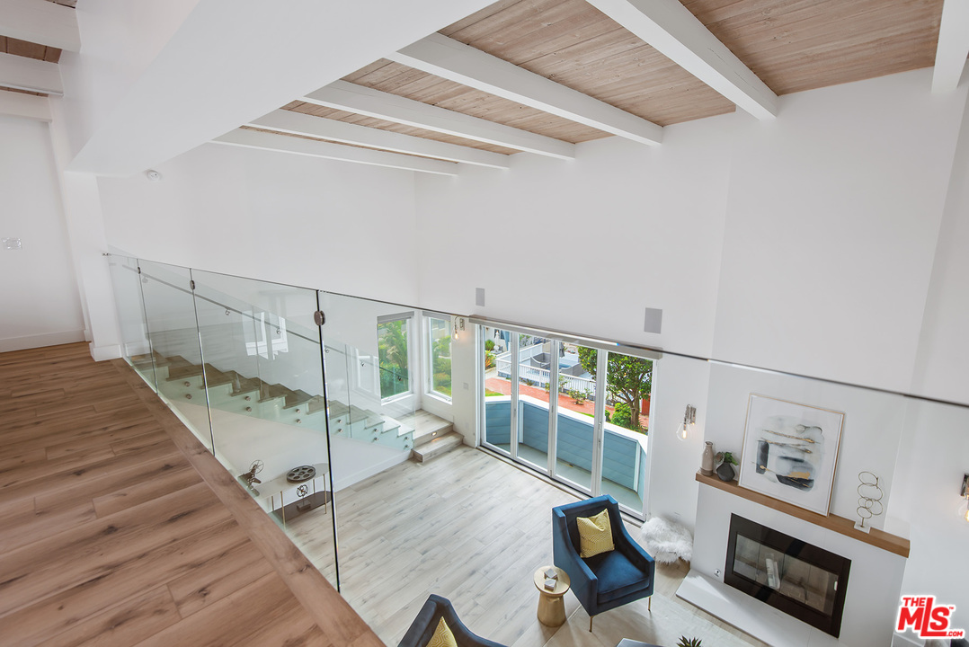 20 Ketch Street, Unit 2 Marina del Rey, CA 90292 - Photo 36 of 46