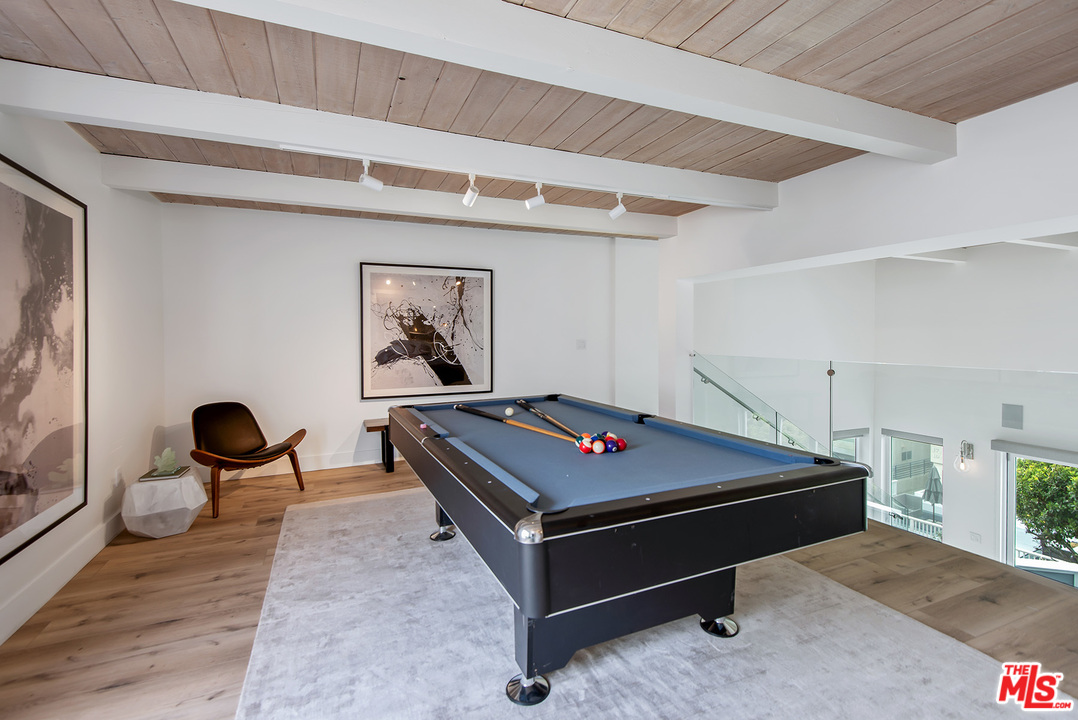 20 Ketch Street, Unit 2 Marina del Rey, CA 90292 - Photo 37 of 46