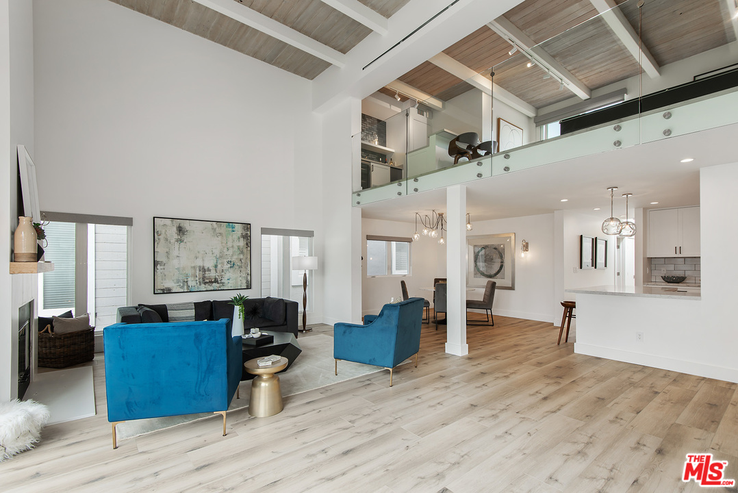 20 Ketch Street, Unit 2 Marina del Rey, CA 90292 - Photo 9 of 46