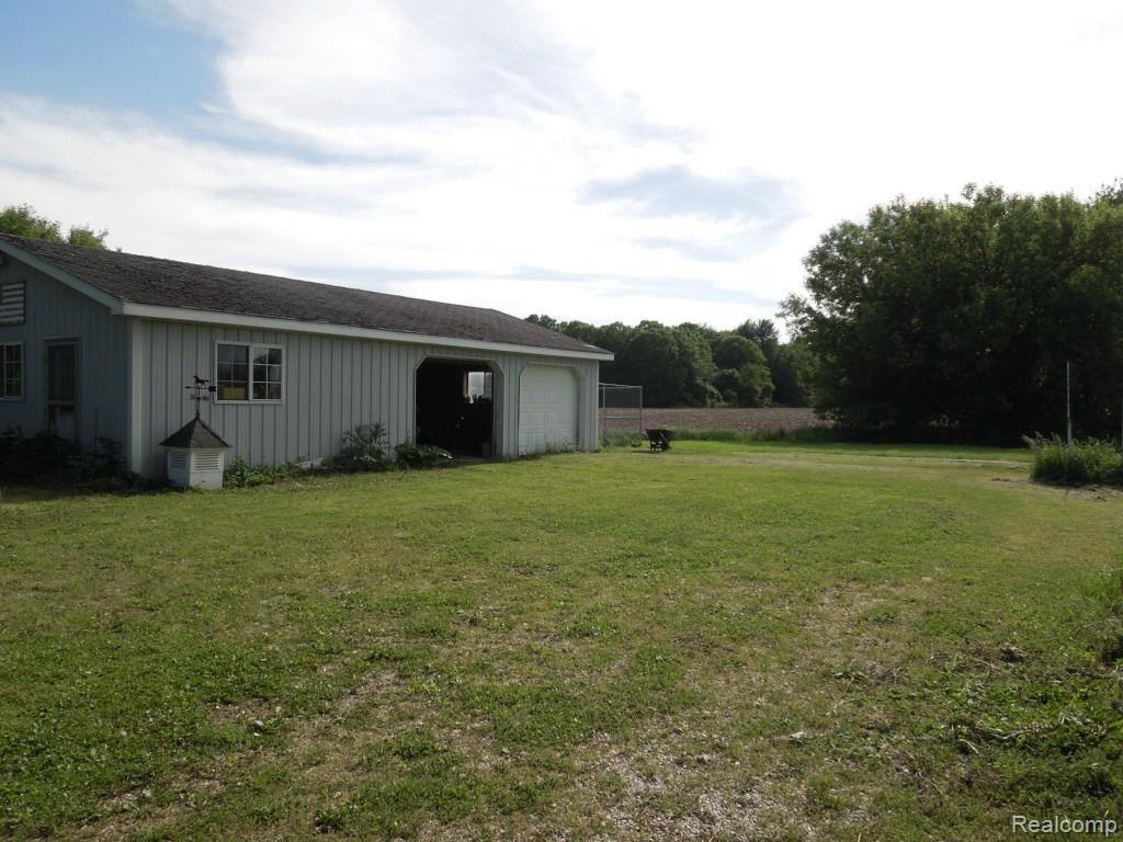 387 Howell Road Allenton, MI 48002 - Photo 22 of 33 20.jpg