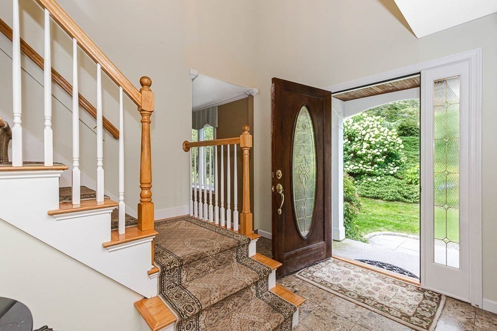 13 Burnham Road Wenham, MA 01984 - Photo 4 of 40 Gallery Image 4
