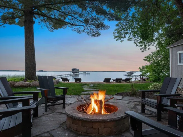 $1,694,900 | 9286 Edgewater Circle, Pequot Lakes, MN 56472