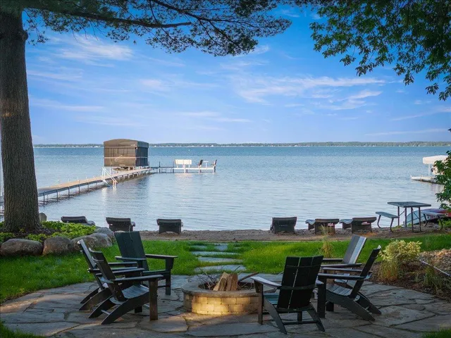 $1,694,900 | 9286 Edgewater Circle, Pequot Lakes, MN 56472
