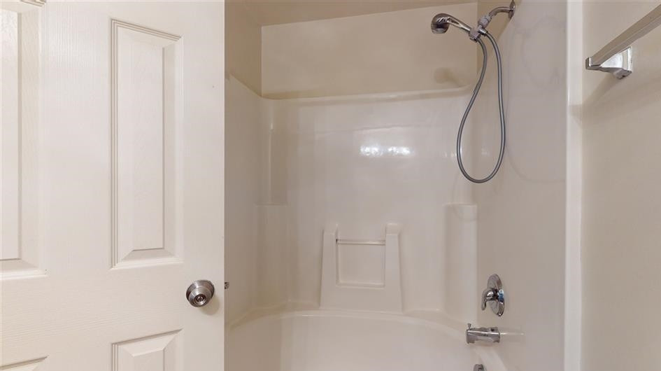 2225 Banks Hill Row Road Raleigh, NC 27614 - Photo 16 of 26 Garden tub with shower. Pictures are from 2020 prior to tenant occupancy. Main Bath