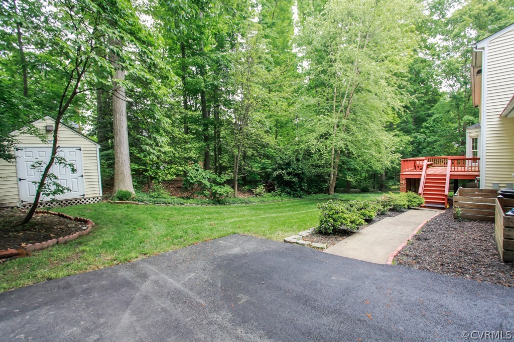 13900 Beechwood Point Road Midlothian, VA 23112 - Photo 29 of 34 a view of backyard with green space