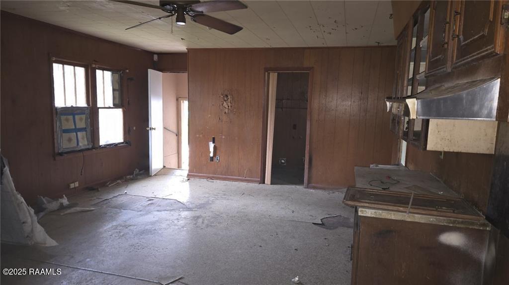 221 College Road Eunice, LA 70535 - Photo 6 of 10 IMG_7185