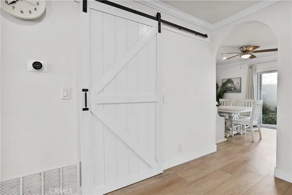 $1,249,880 | 10 Goldenbush, Irvine, CA 92604