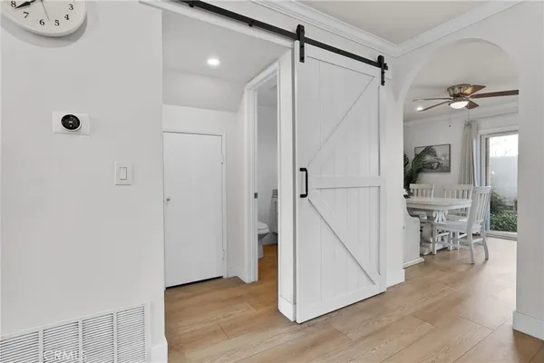 $1,249,880 | 10 Goldenbush, Irvine, CA 92604