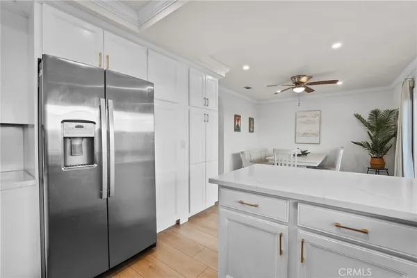 $1,249,880 | 10 Goldenbush, Irvine, CA 92604