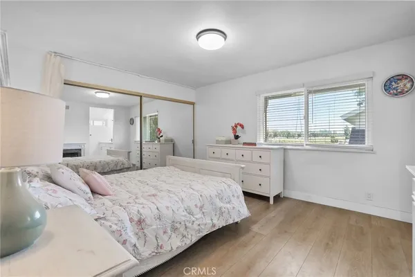 $1,249,880 | 10 Goldenbush, Irvine, CA 92604