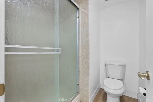 $1,249,880 | 10 Goldenbush, Irvine, CA 92604