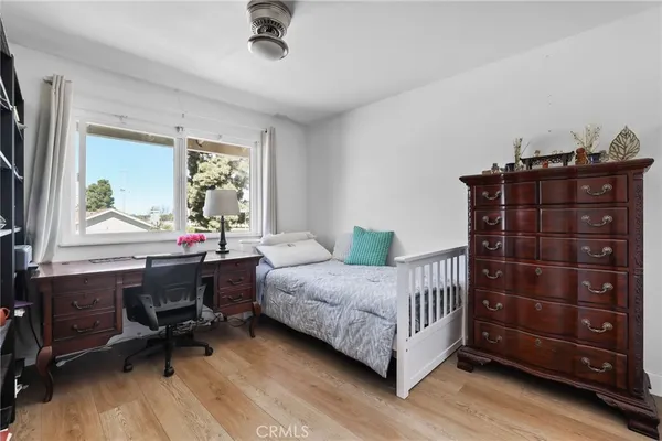 $1,249,880 | 10 Goldenbush, Irvine, CA 92604
