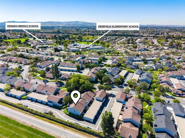 $1,249,880 | 10 Goldenbush, Irvine, CA 92604