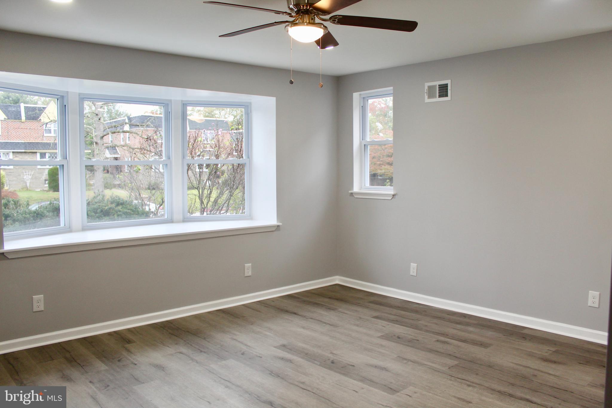 8516 Lynnewood Road Philadelphia, PA 19150 - Photo 5 of 46