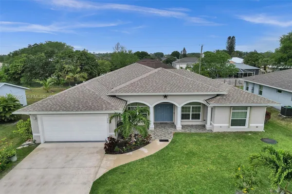 $3,000 | 126 Northwest Heather Street, Unit 1, Port St. Lucie, FL 34983